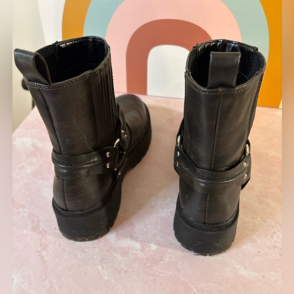 Shoe Dazzle Black Moto Combat Boots | 8 - Picture 4 of 6